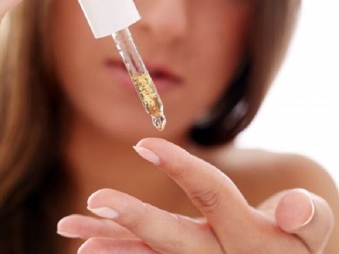 Chemical cauterization of warts